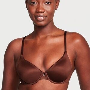 Victoria Secret Lightly lined full coverage smooth bra